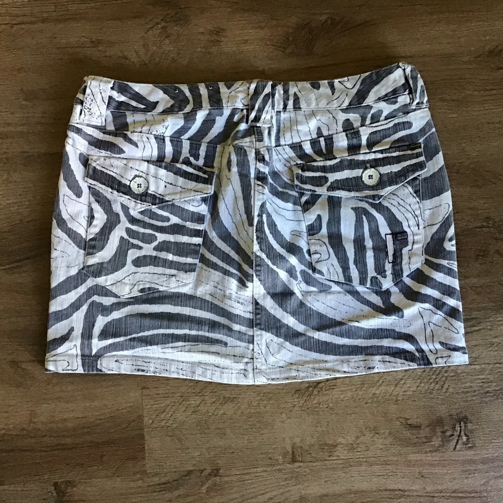 ROGAN x Target Jean Skirt Juniors Size 7 Denim Mini Animal Zebra Print Gregory